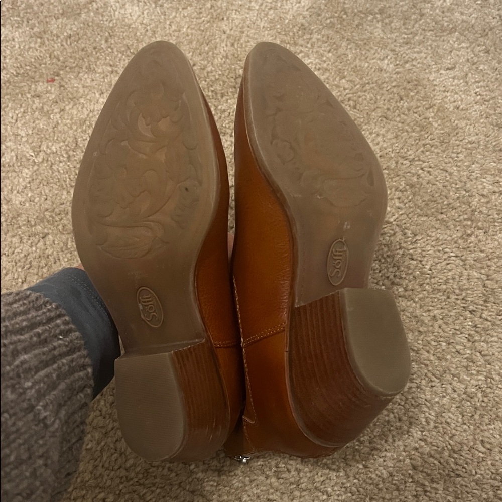 Sofft Women's Ankle Boots in Brown - Picture 8 of 9